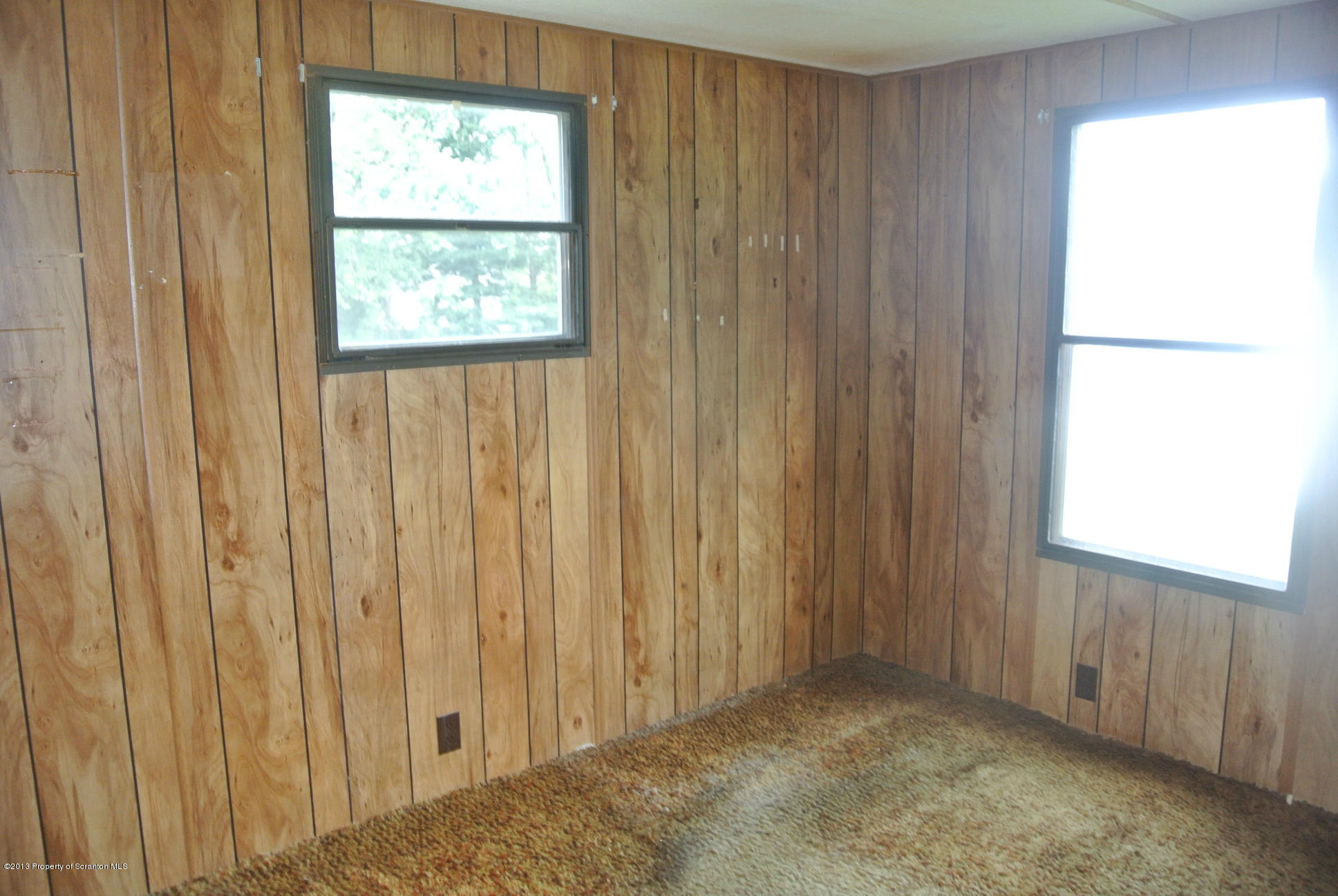1103 Ridge Street Throop, PA 18447 - Photo 10 of 12 Gallery Image 10