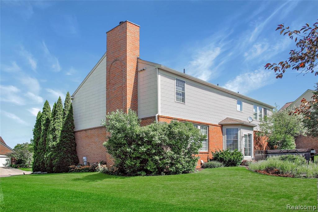 1962 Beaver Creek Drive Rochester, MI 48307 - Photo 22 of 25