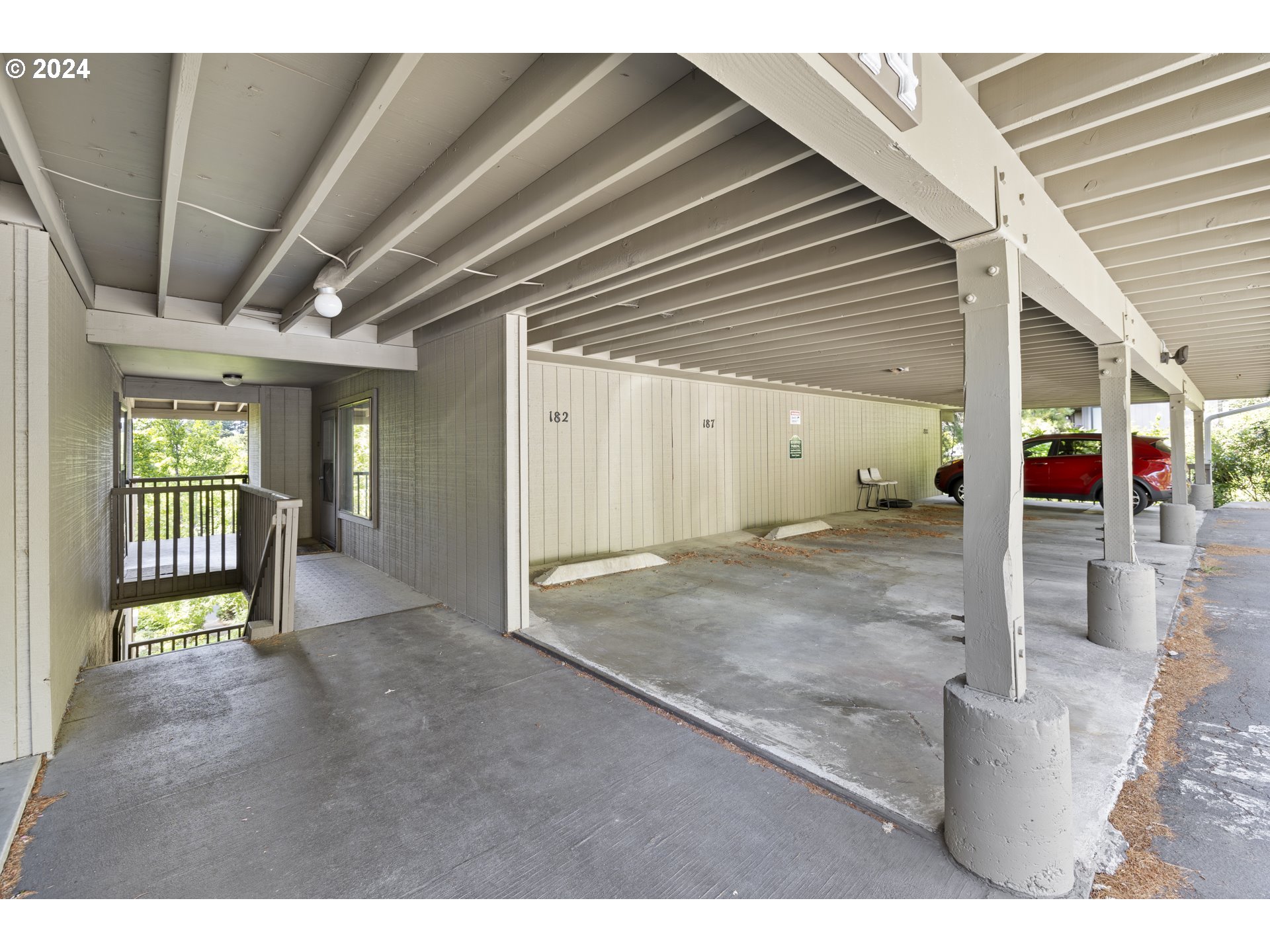 7744 Southwest Barnes Road, Unit G Portland, OR 97225 - Photo 2 of 32 Gallery Image 2