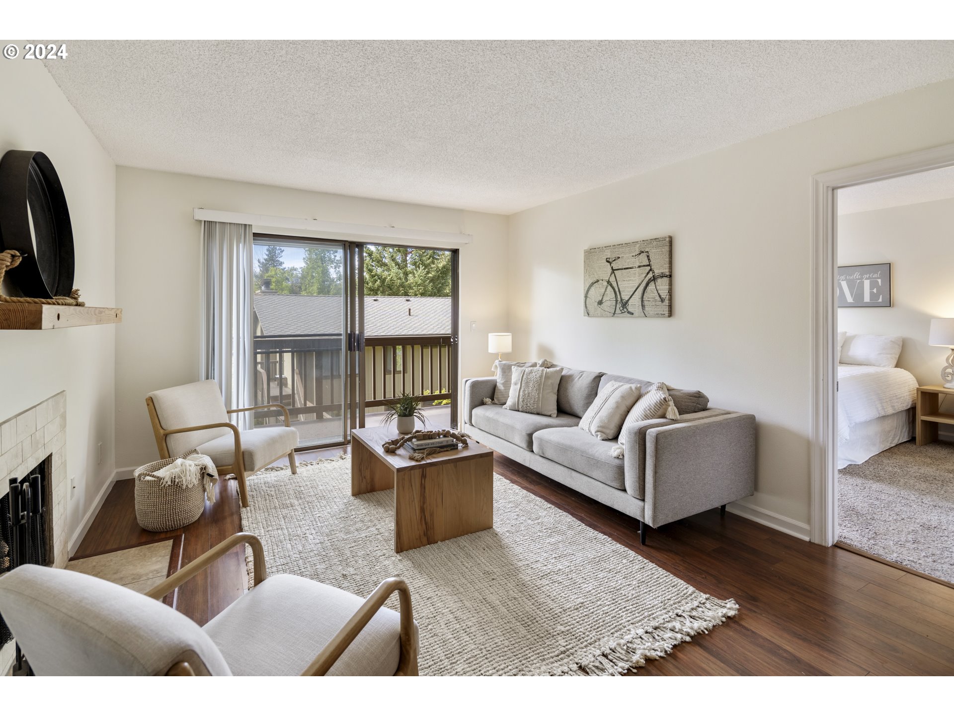 7744 Southwest Barnes Road, Unit G Portland, OR 97225 - Photo 4 of 32 Gallery Image 4