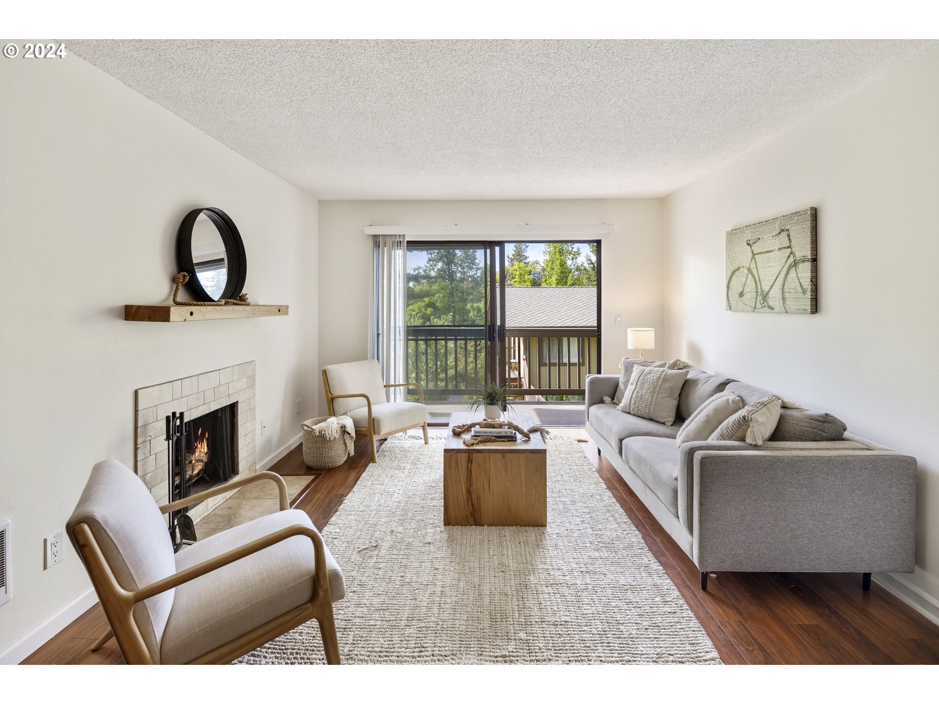 7744 Southwest Barnes Road, Unit G Portland, OR 97225 - Photo 5 of 32 Gallery Image 5