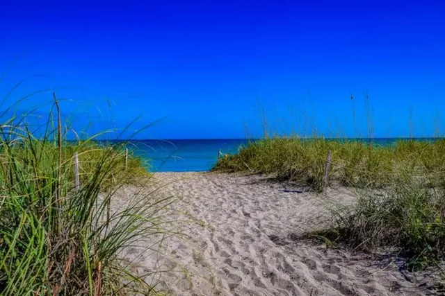 $4,500 | 4031 Northeast Breakwater Drive, Jensen Beach, FL 34957