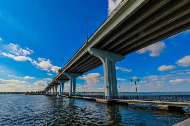 $4,500 | 4031 Northeast Breakwater Drive, Jensen Beach, FL 34957