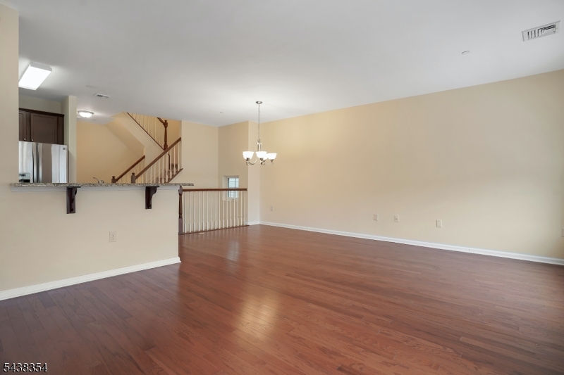 308 Rotando Way Morris Plains, NJ 07950 - Photo 11 of 28