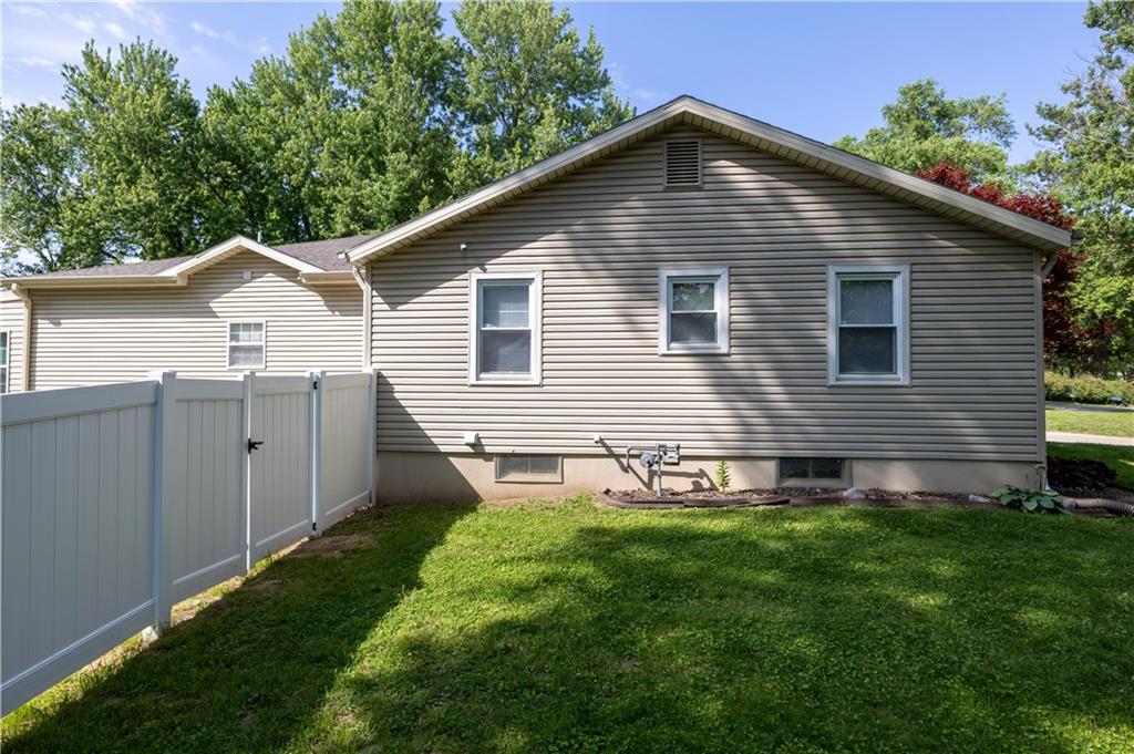 8 Belmont Road St. Joseph, MO 64505 - Photo 11 of 70