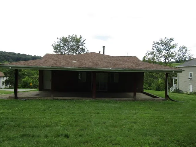 $155,000 | 440 McClane Farm Road, Washington, PA 15301