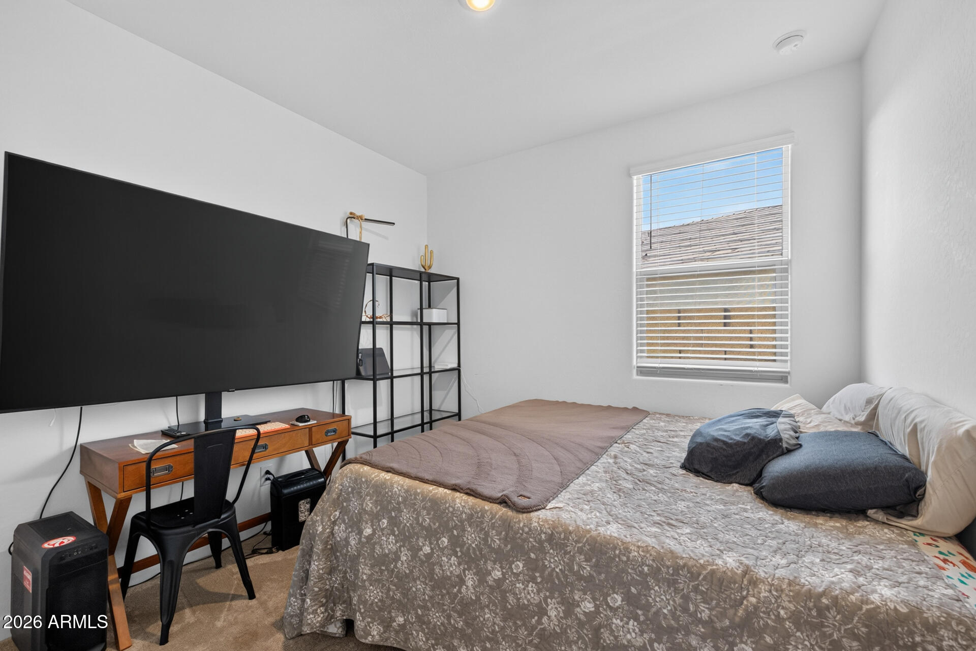2468 South Reavis Falls Road Apache Junction, AZ 85119 - Photo 16 of 35 18)BED 2