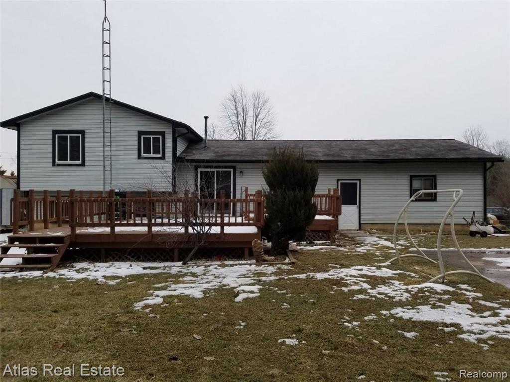 7505 Perry Road Grand Blanc, MI 48439 - Photo 3 of 14 back.jpg