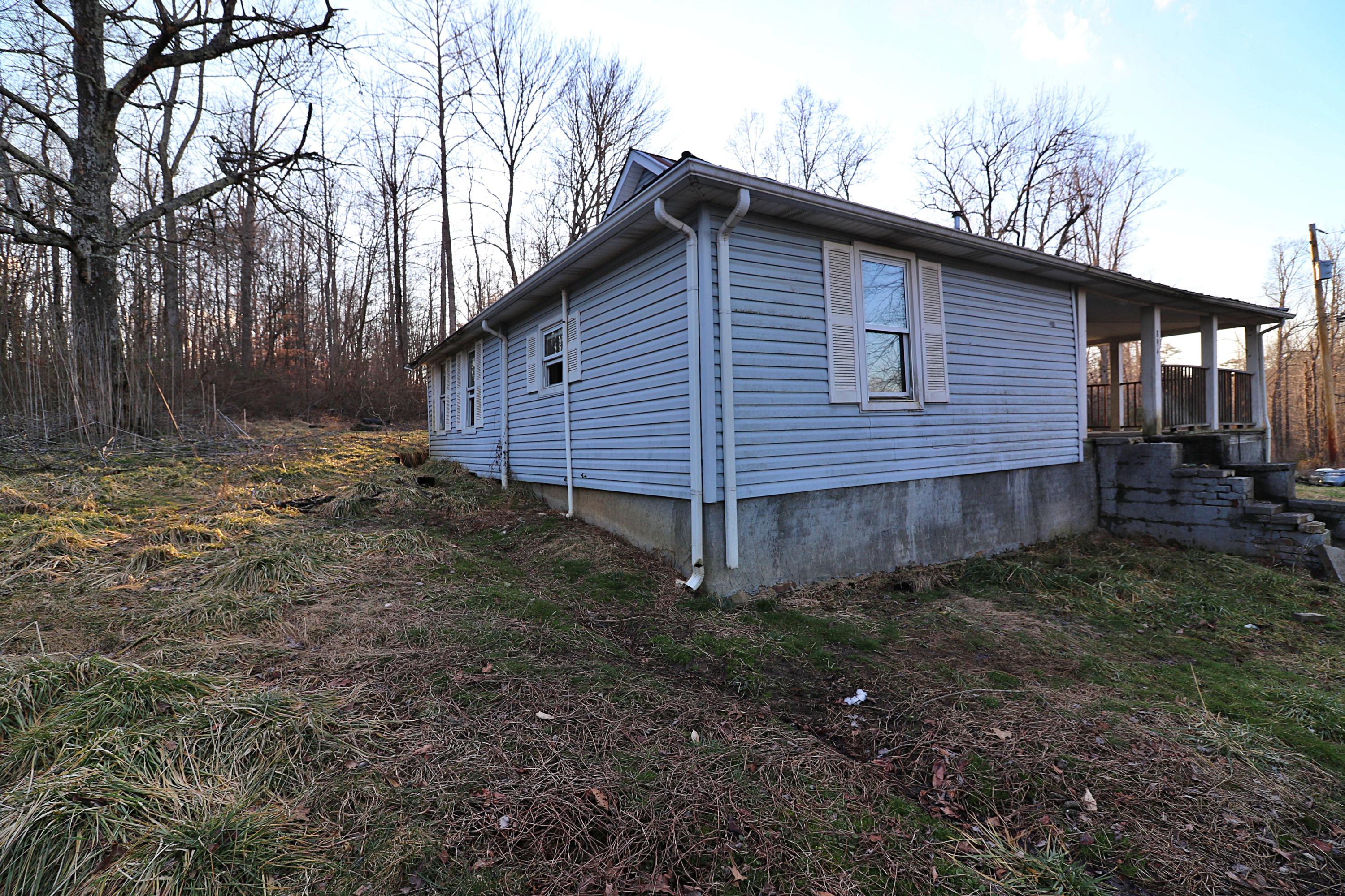 894-918 Concord Road Robbins, TN 37852 - Photo 15 of 29 094A3456