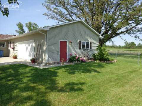 13334 Morrish Road Montrose, MI 48457 - Photo 2 of 24 20436829-1.JPG