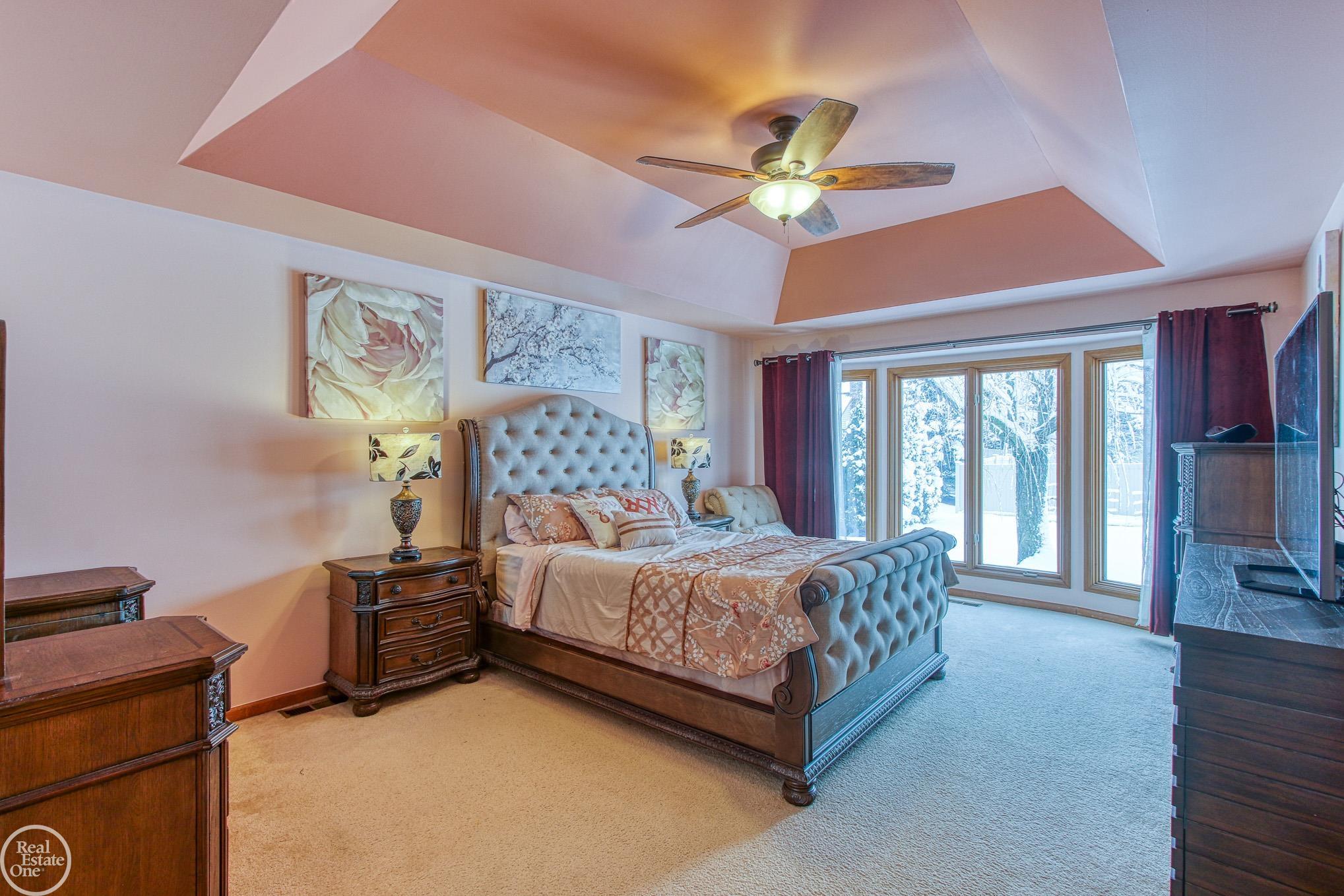 16317 Judiciary Road Macomb, MI 48044 - Photo 19 of 64 50105561-18.JPG