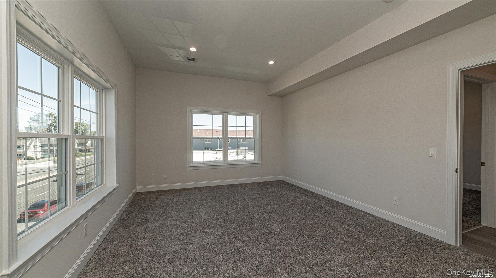 776 Fulton Street, Unit 2D Farmingdale, NY 11735 - Photo 6 of 27