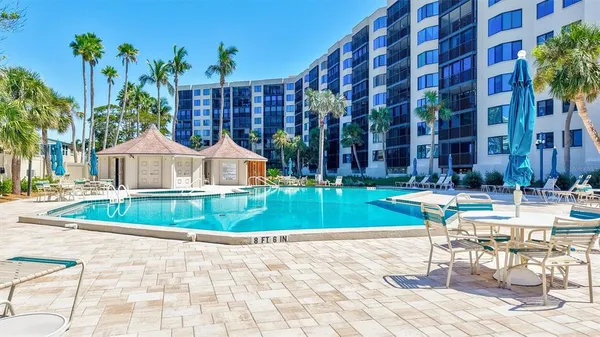 $3,500 | 5880 Midnight Pass Road, Unit 306, Sarasota, FL 34242