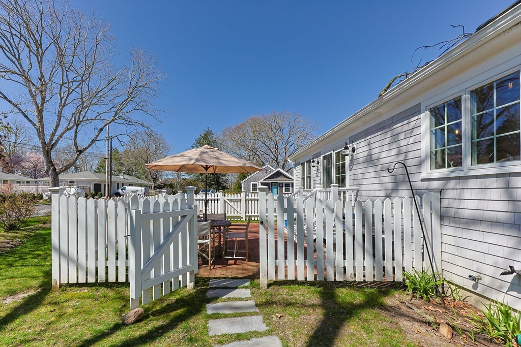 16 2nd, Unit 4 Osterville, MA 02655 - Photo 31 of 40