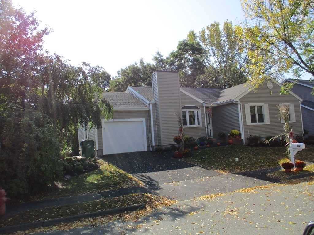 54 Bow Ridge Road Lynn, MA 01904 - Photo 1 of 20 Gallery Image 1