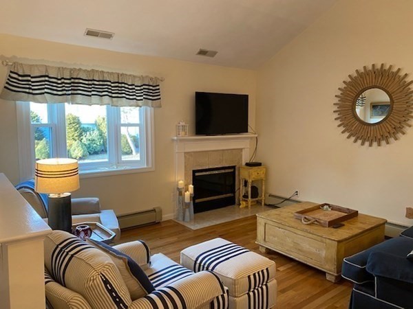 54 Bow Ridge Road Lynn, MA 01904 - Photo 8 of 20 Gallery Image 8