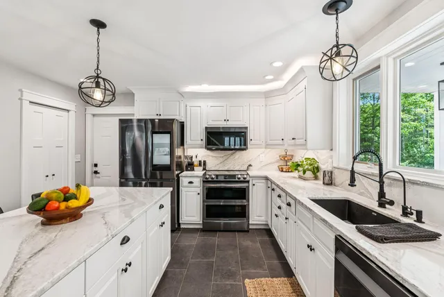 $624,999 | 7 Dakota Lane, Dresden, ME 04342