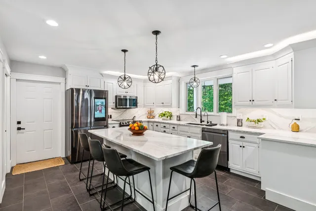 $624,999 | 7 Dakota Lane, Dresden, ME 04342