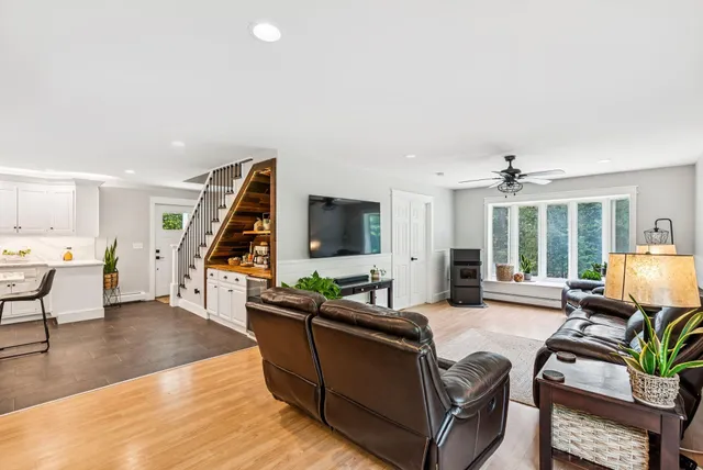 $624,999 | 7 Dakota Lane, Dresden, ME 04342