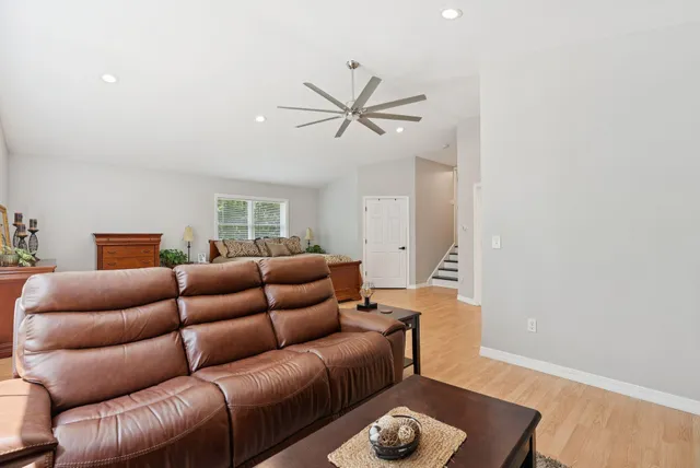 $624,999 | 7 Dakota Lane, Dresden, ME 04342