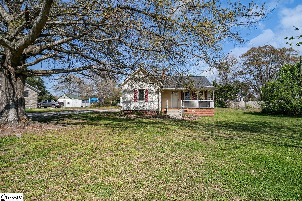 1303 South Main Street Fountain Inn, SC 29644 - Photo 2 of 22