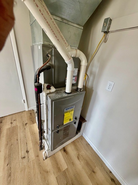 109 South Elm Street Lexington, IL 61753 - Photo 15 of 20 a view of storage and utility room