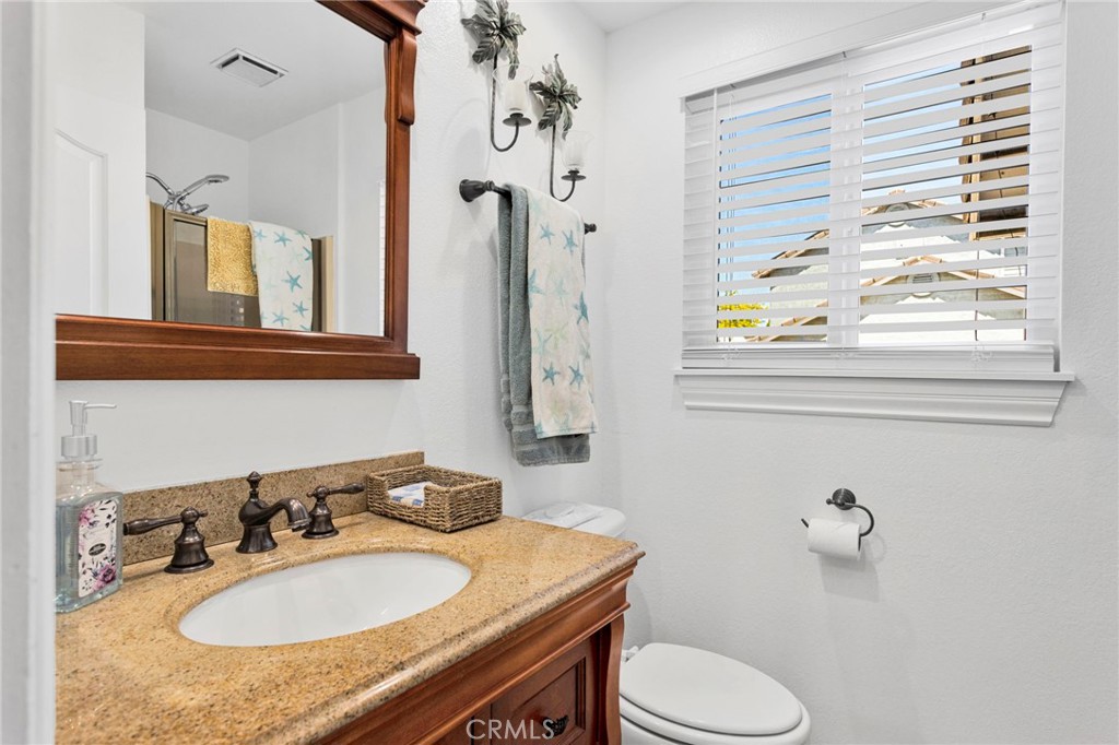 13380 Hidden Valley Road Victorville, CA 92395 - Photo 20 of 75