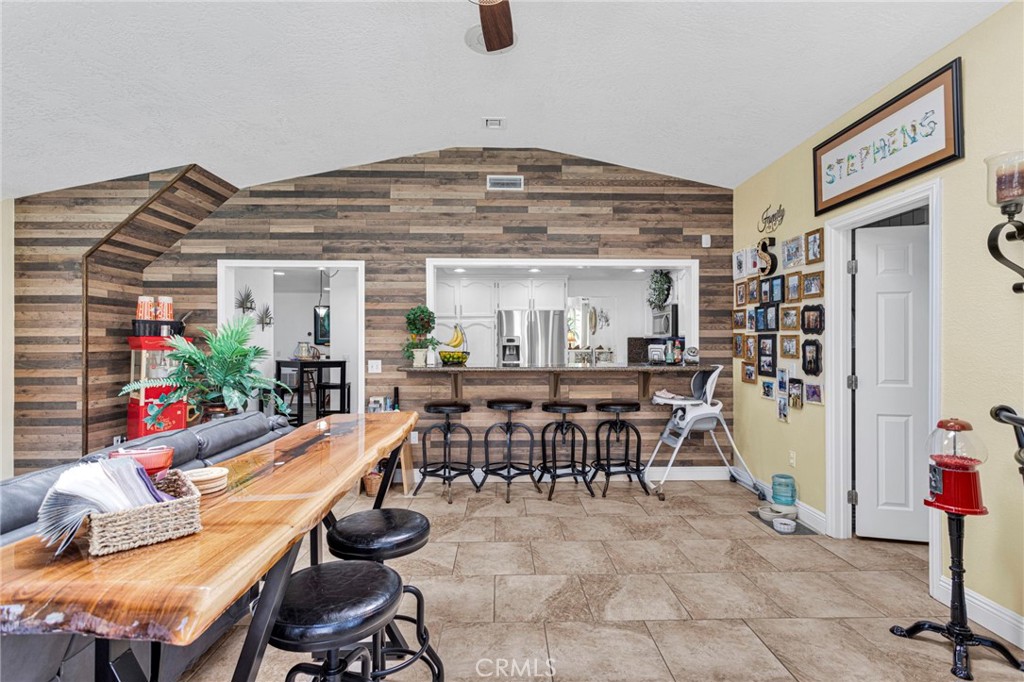 13380 Hidden Valley Road Victorville, CA 92395 - Photo 33 of 75