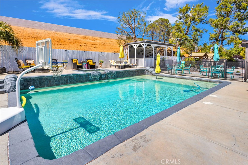 13380 Hidden Valley Road Victorville, CA 92395 - Photo 64 of 75