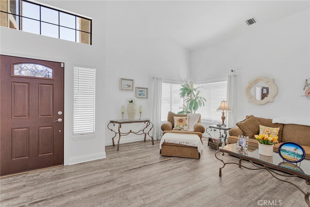 13380 Hidden Valley Road Victorville, CA 92395 - Photo 7 of 75