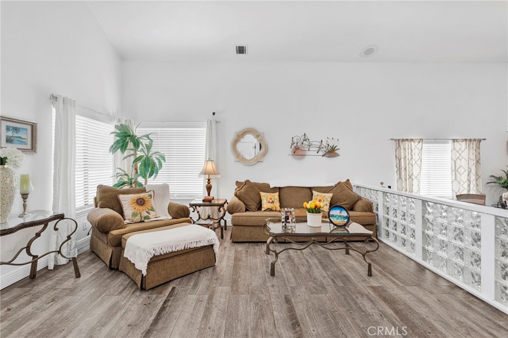 13380 Hidden Valley Road Victorville, CA 92395 - Photo 8 of 75