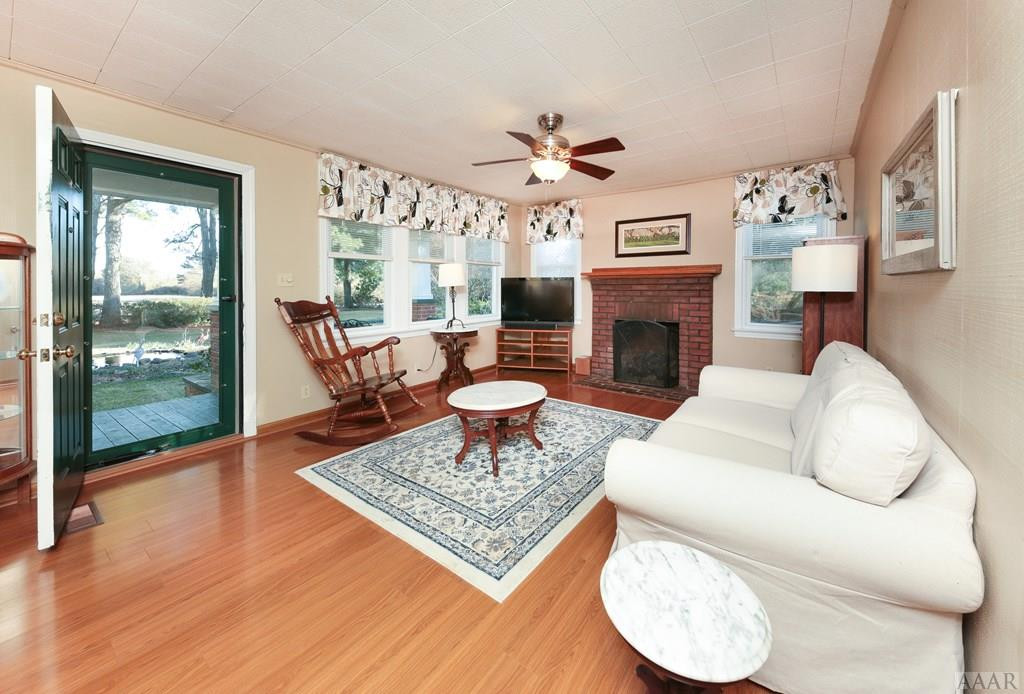160 End Road Knotts Island, NC 27950 - Photo 3 of 52 Gallery Image 3