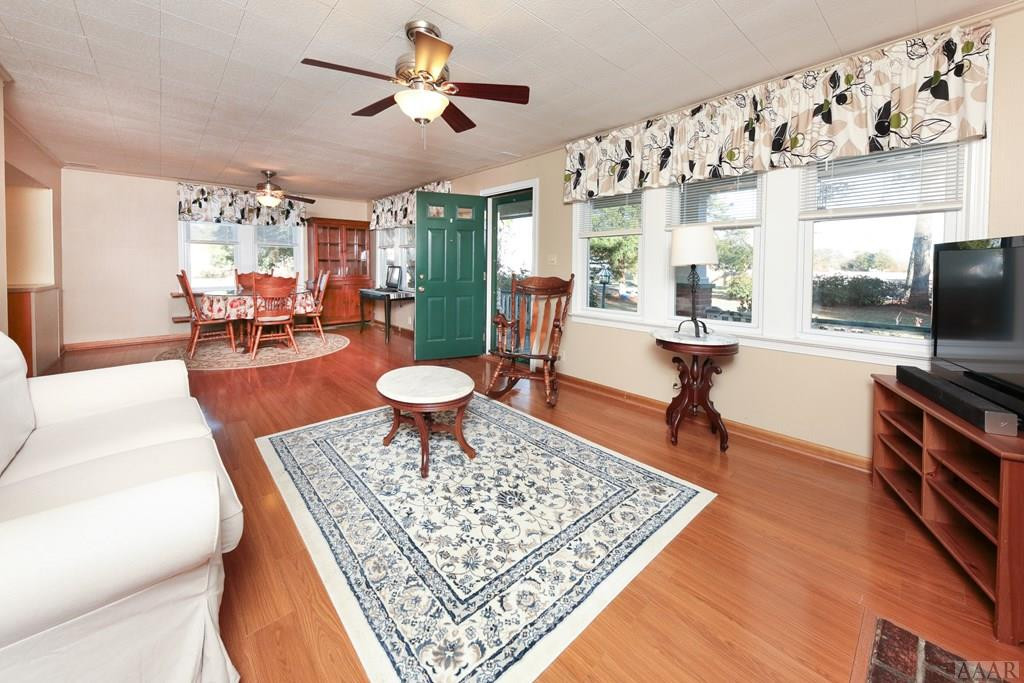 160 End Road Knotts Island, NC 27950 - Photo 4 of 52 Gallery Image 4