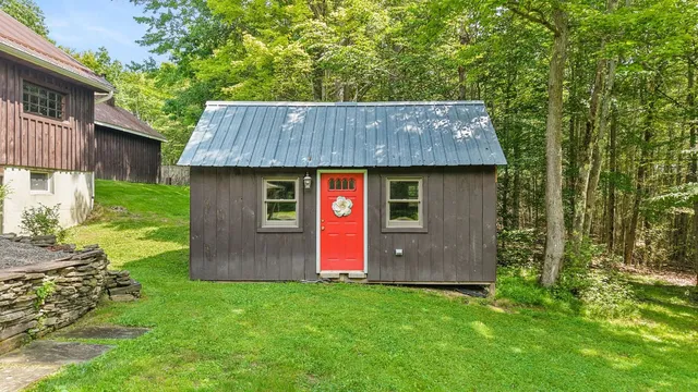 $657,000 | 407 Worrick Pond Road, Vestal, PA 13850