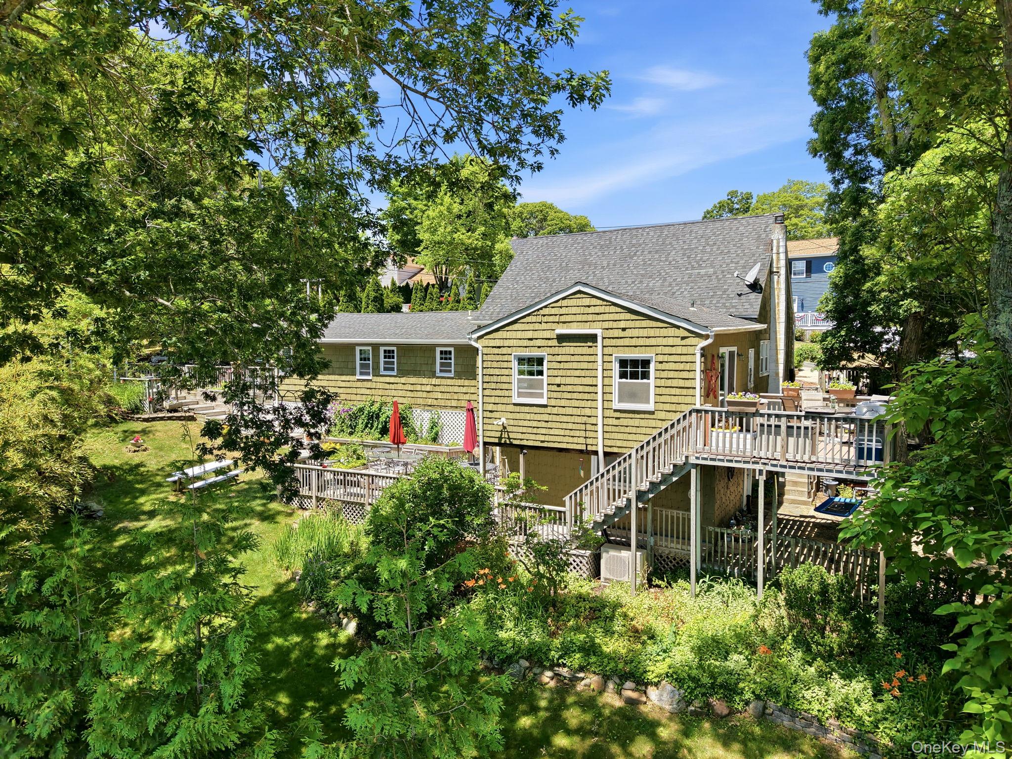 36 Sayville Road Sound Beach, NY 11789 - Photo 39 of 50