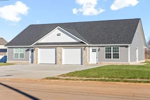 $1,250 | 244 Secretariat Way, Oak Grove, KY 42262