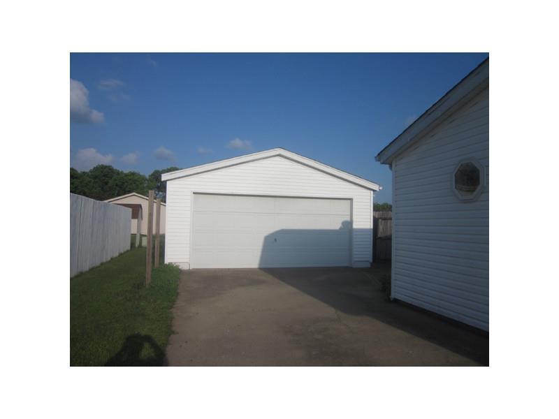 4729 Autumn Ridge Drive Columbus, IN 47203 - Photo 14 of 15 Gallery Image 14