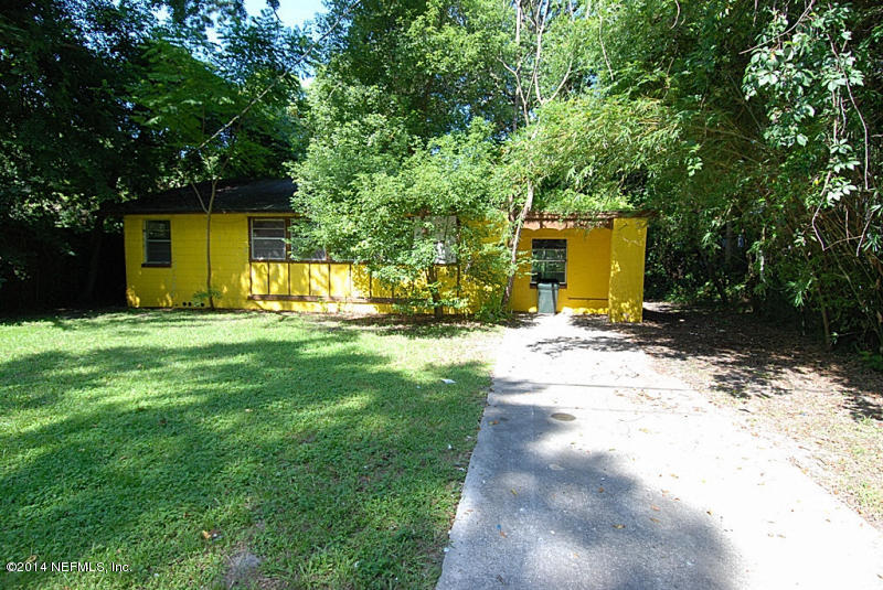 1026 Fountain Road Jacksonville, FL 32205 - Photo 1 of 7 DSC_1709