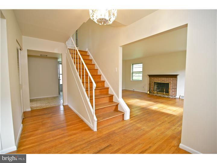 1447 Mauck Road Blue Bell, PA 19422 - Photo 7 of 20 Foyer