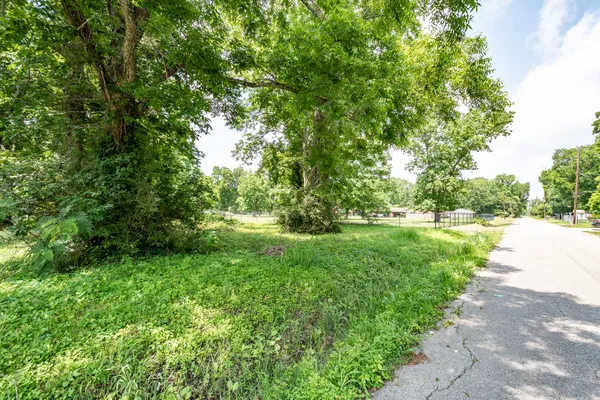 $15,000 | 0 West Cormier - 0007 Street, Liberty, TX 77575