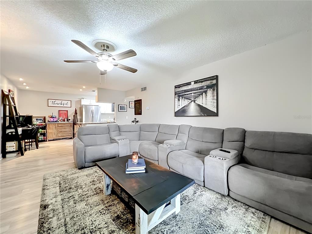 918 Lake Destiny Road, Unit F Altamonte Springs, FL 32714 - Photo 10 of 37