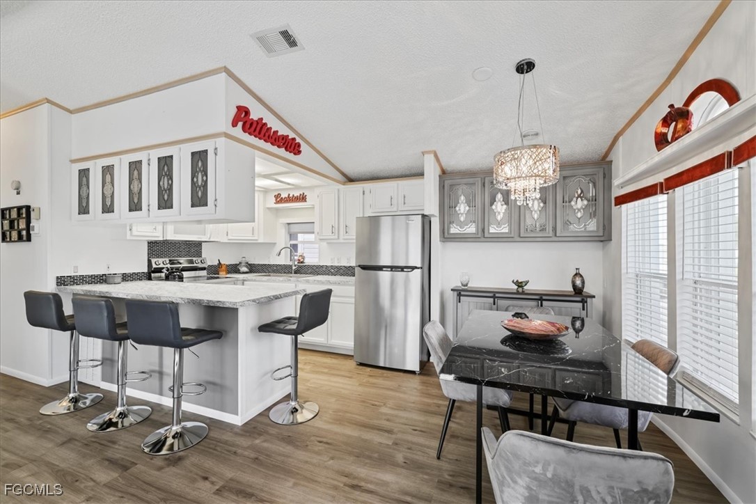 19681 Summerlin Road, Unit 430 Fort Myers, FL 33908 - Photo 7 of 34