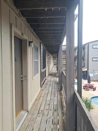 $1,250 | 2301 Edenborn Avenue, Unit 506, Metairie, LA 70001