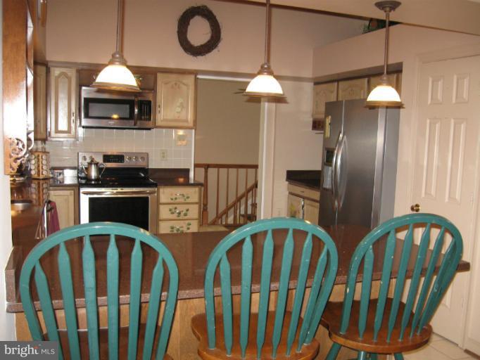 18021 Possum Point Road Dumfries, VA 22026 - Photo 13 of 30 Kitchen