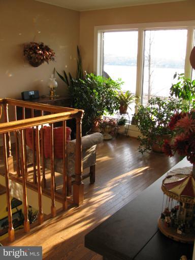 18021 Possum Point Road Dumfries, VA 22026 - Photo 15 of 30 Interior (General)