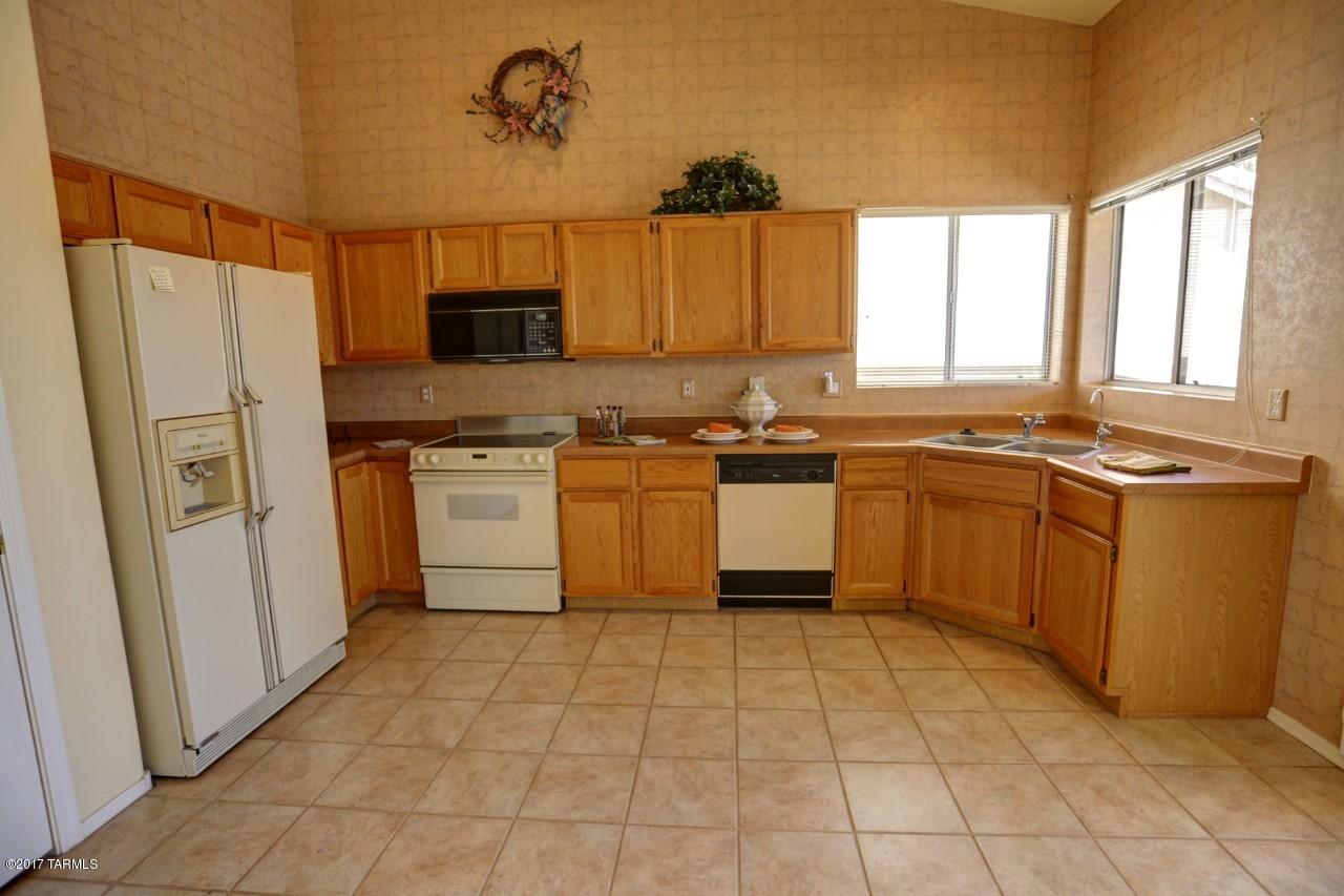 7312 West Rivulet Drive Tucson, AZ 85743 - Photo 10 of 35