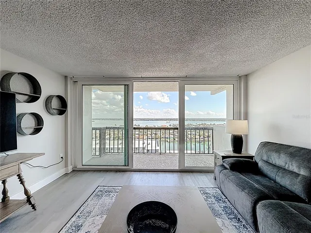 $3,500 | 400 Island Way, Unit 1411, Clearwater Beach, FL 33767