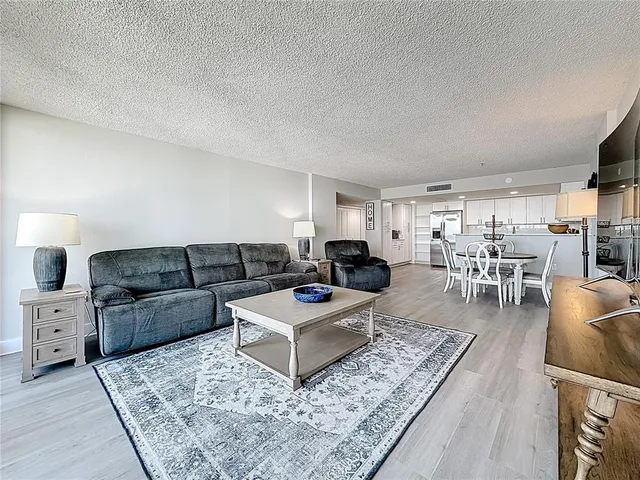 $3,500 | 400 Island Way, Unit 1411, Clearwater Beach, FL 33767