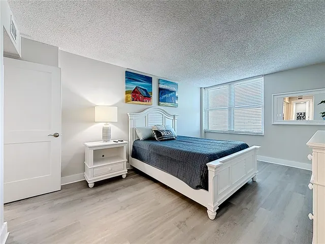 $3,500 | 400 Island Way, Unit 1411, Clearwater Beach, FL 33767