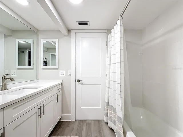 $3,500 | 400 Island Way, Unit 1411, Clearwater Beach, FL 33767